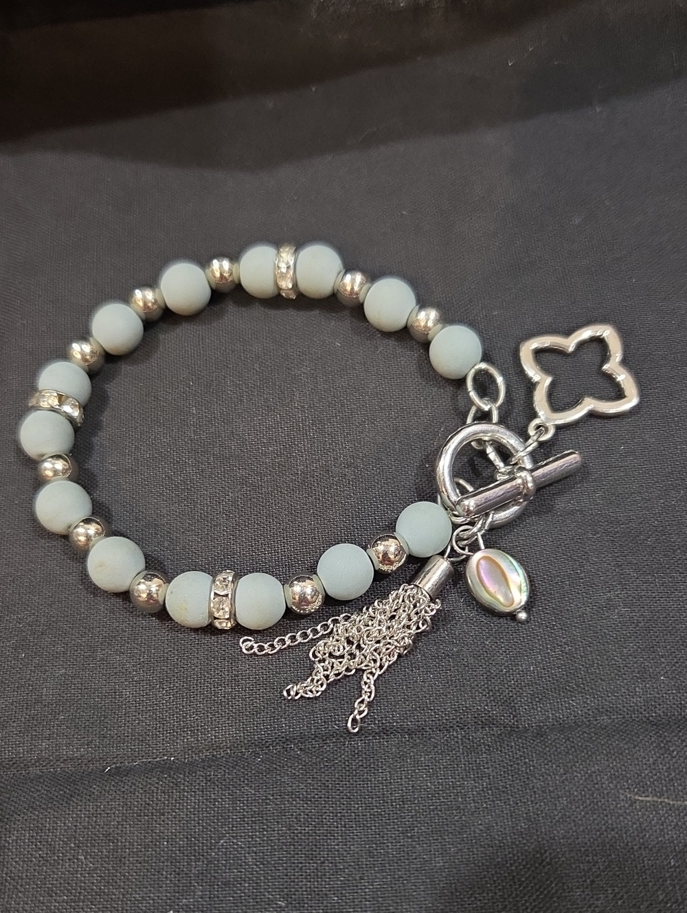 BRACELET WITH TOGGLE CLASP